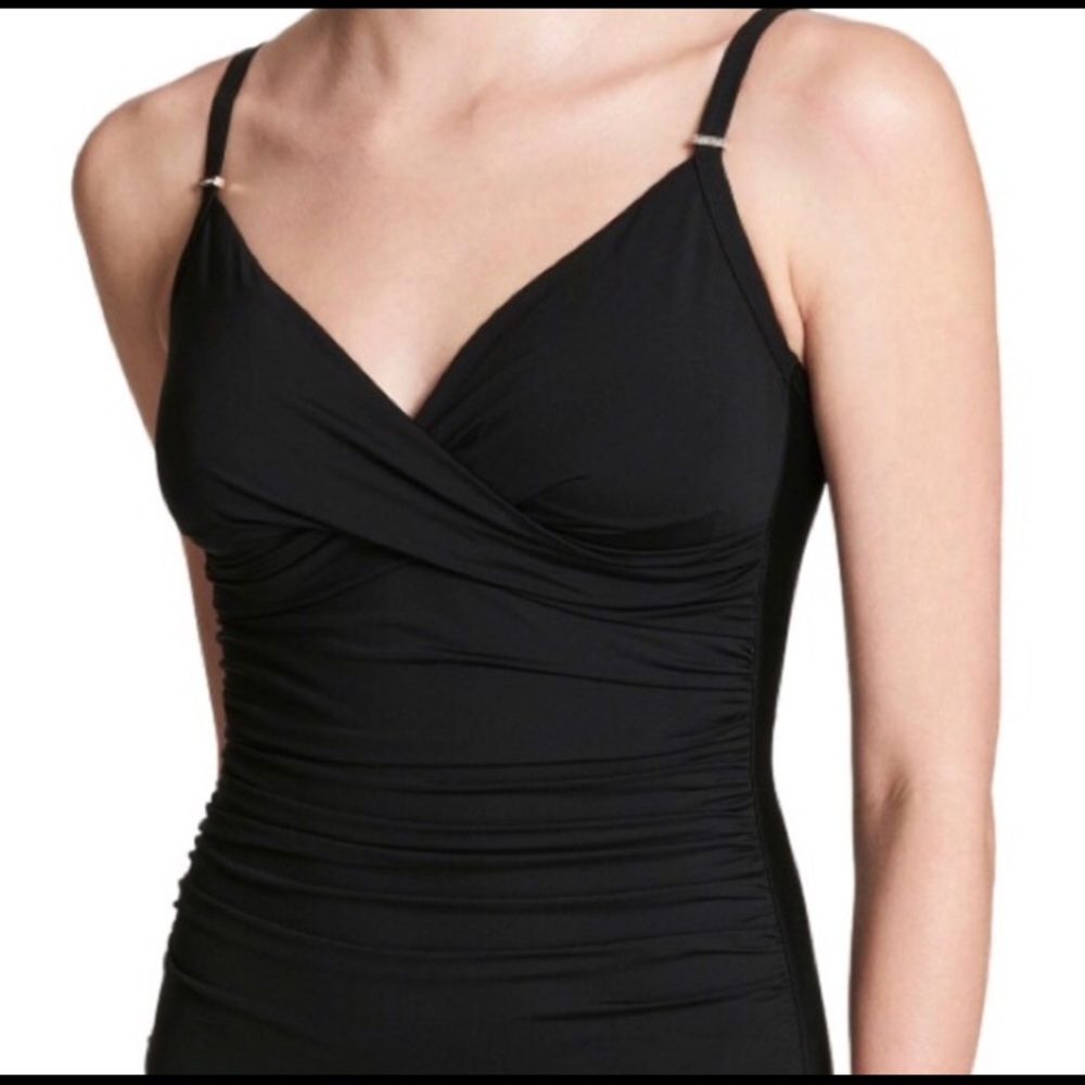 Calvin Klein twist front swimsuit w/ built in cups